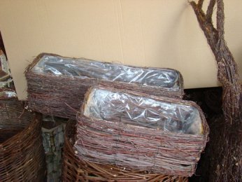 Birchwood balcony pot
